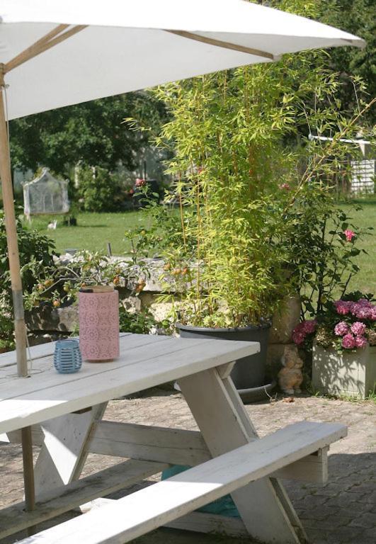 Les Petites Mirabelles Bed & Breakfast Noyers-sur-Cher Exterior photo